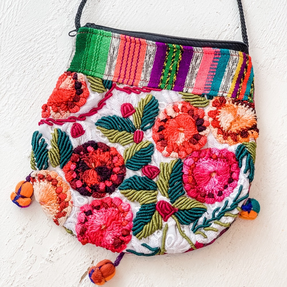 🌺 Small South American Woven Purse with Pom Tassels